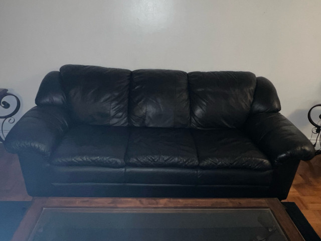 Sofa loveseat and chair  in Couches & Futons in Mississauga / Peel Region - Image 2