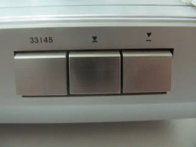 Classic Dual CS514 Semi Automatic Turntable X Cond Circa 1985 in Arts & Collectibles in Mississauga / Peel Region - Image 4