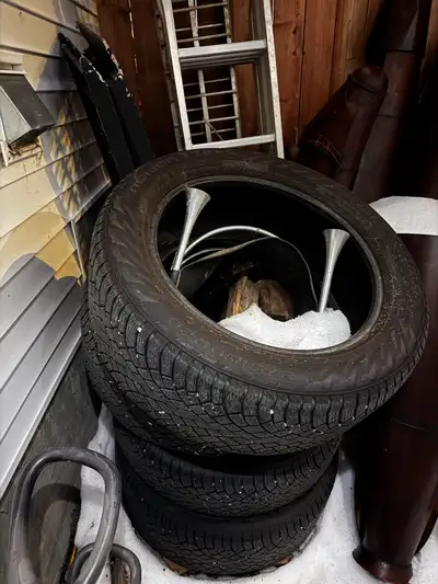 Winter Tires with 8 mm’s remaining 275/50R20 Nokian Hakkapeliitta