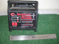BATTERY CHARGER, 12 VOLTS, 6 AMPS.  FULLY AUTOMATIC
