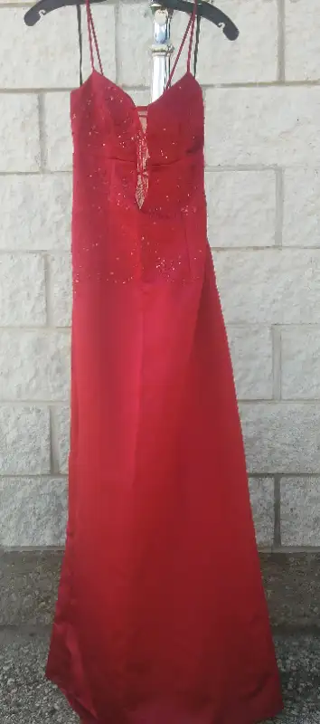 size 9 Le Chateau Scarlet High-Low Formal Gown, View more