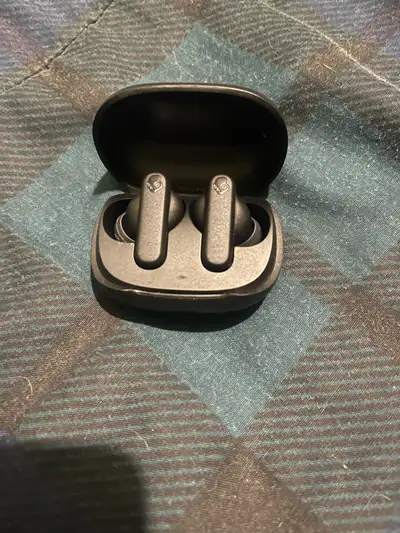 Skullcandy smoking buds Bluetooth wireless earbuds, View more