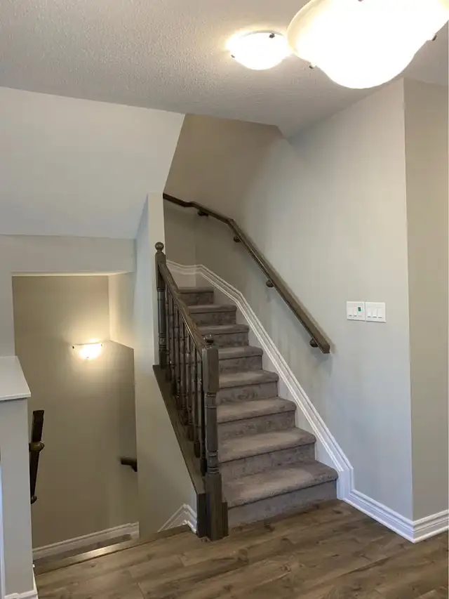 A specious private room available for rent in Room Rentals & Roommates in Ottawa - Image 8