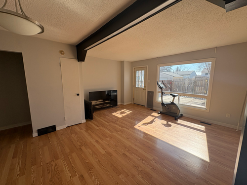 Cozy 3BR Two-Storey Townhouse in St. Norbert – Available May 15th! Pet Friendly | Fully Fenced Backy...