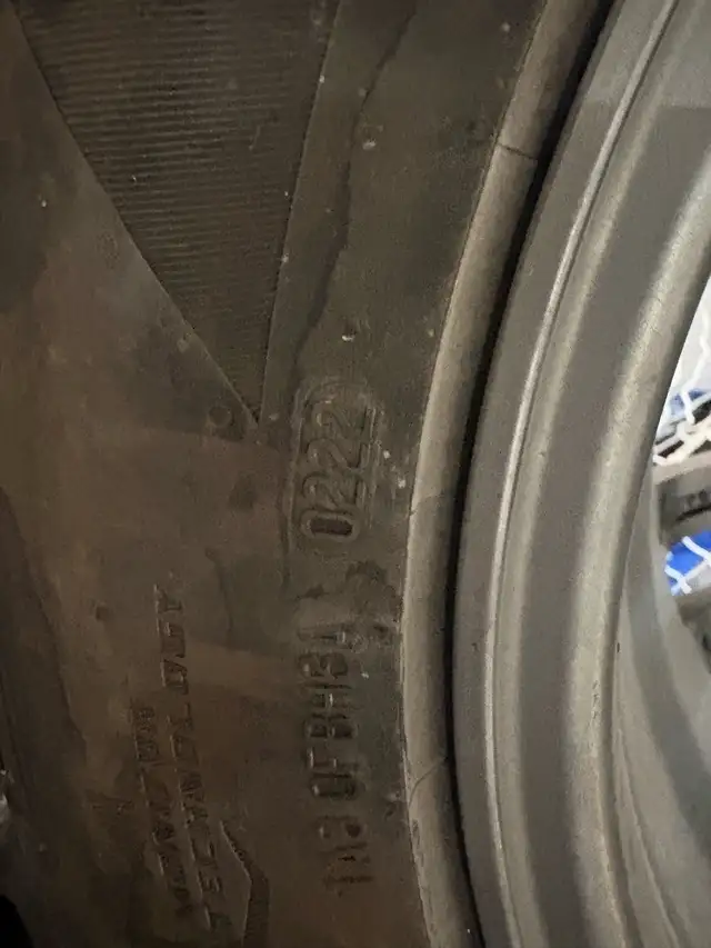 215/55R16 All Season Tires in Tires & Rims in Oshawa / Durham Region - Image 4