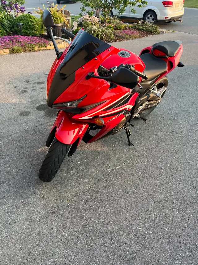 2017 Honda CBR500R in Sport Bikes in Belleville - Image 3
