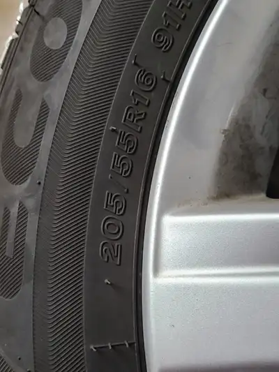 16 "aluminum Rims with summer tires. Tires used 7 months only. 205/55/R26. EP422 plus.5 holes. 105 m...