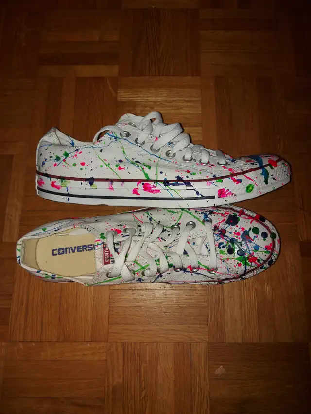 All Star Converse Splatter Shoes in Women's - Shoes in Markham / York Region - Image 3