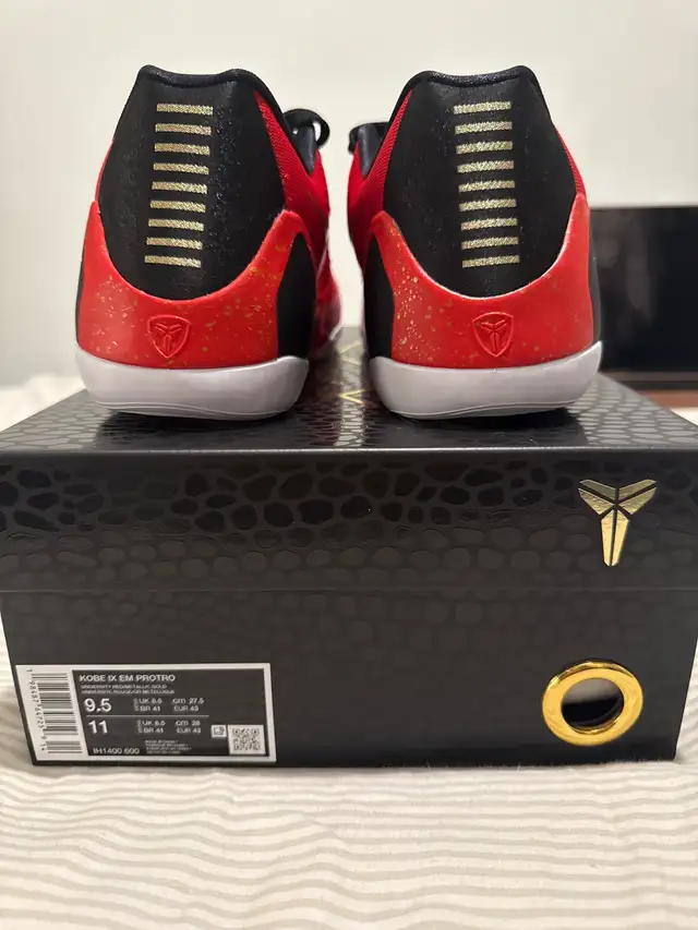 Nike Kobe IX Em Protro in Men's Shoes in City of Toronto - Image 5