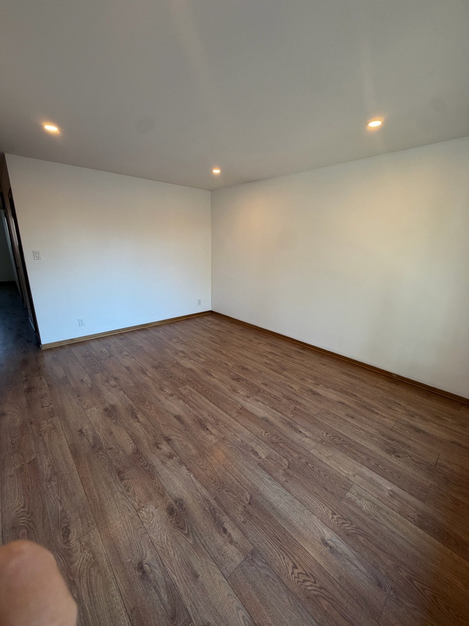 5 1/2 à côtés de Montmorency / Laval 4