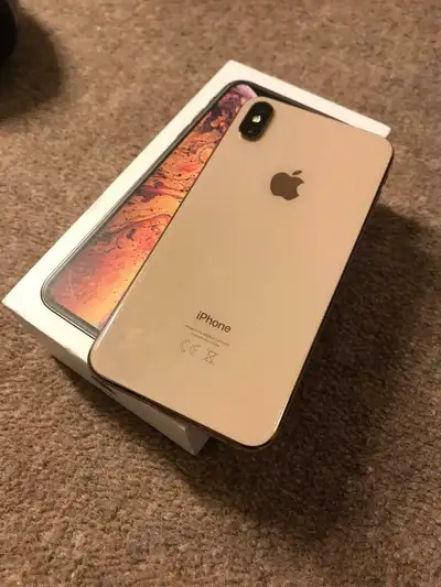 iPhone Xs 64GB Gold Brand New Condition Unlocked, View more