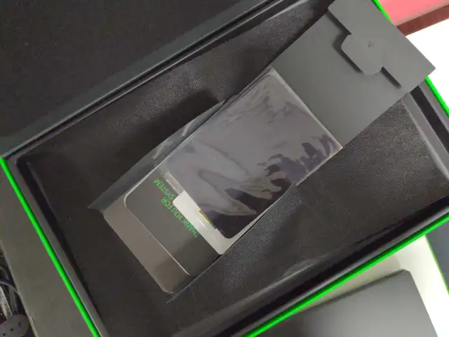 NOS Razer Advanced 15 OLED 4k touch 2080/MAX Q laptop in Laptops in City of Montréal - Image 6