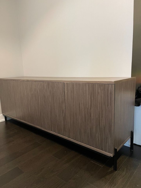 Solid Wood Hutches & Display City of