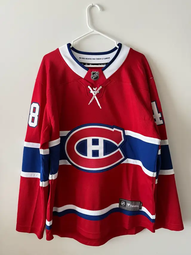 Chandail Officiel Lane Hutson in Hockey in Drummondville - Image 3