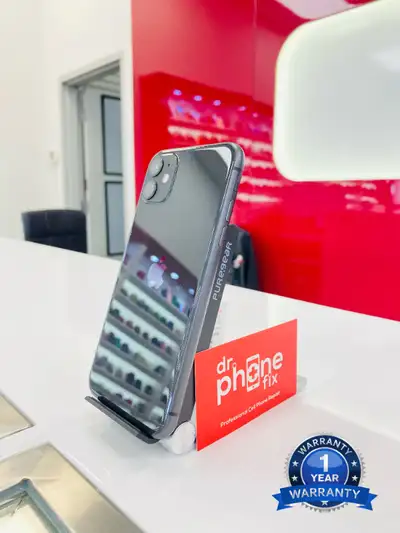 Unlocked iPhone 11 64 GB on sale with 1 year Warranty!!