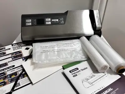Mesliese Vacuum Sealer. Used like New, View more