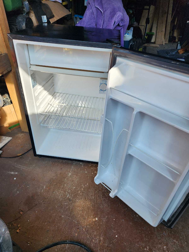 mini fridge stainless in Refrigerators in Edmonton - Image 2