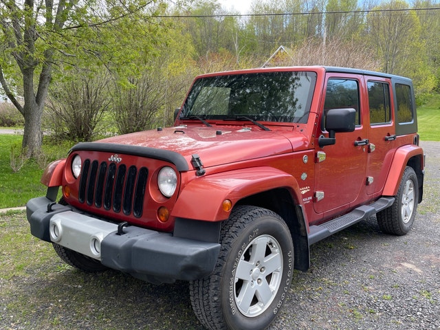Jeep Wrangler Sahara -Vente rapide — photo 3
