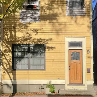 McCully St Main Floor Flat Fully furnished 1 bedroom flat in a two unit building available for a six...