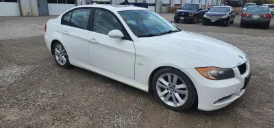 2008 BMW 328I. 2 sets of new tires. Fully serviced oil, transmission fluid, coolant and differential...
