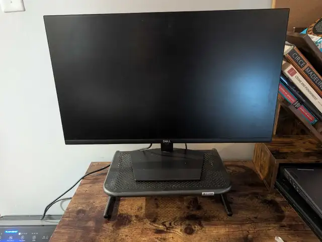  Dell S2721nx monitor