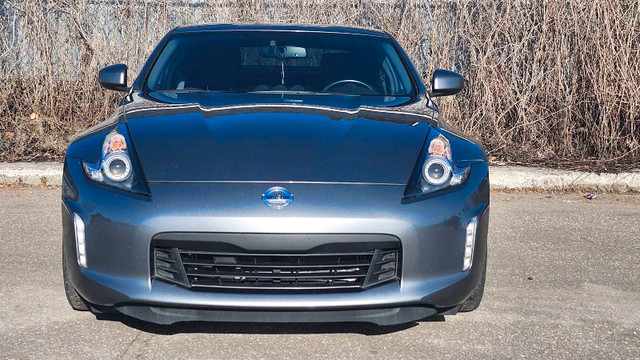 nissan 370 z 2019 dans Autos et camions  à Saguenay - Image 2