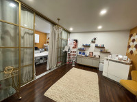 Newly Renovated 400sf Office/Personal Shop for Lease at Queen/Br City of Toronto Toronto (GTA) Preview