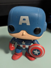 Captain America Funko Pop Vaulted #10 OOB