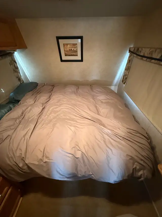 4-Season Mobile Tiny Home in Travel Trailers & Campers in Brandon - Image 3