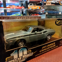 DIECAST CARS & TRUCKS 1:18 CHALLENGER 