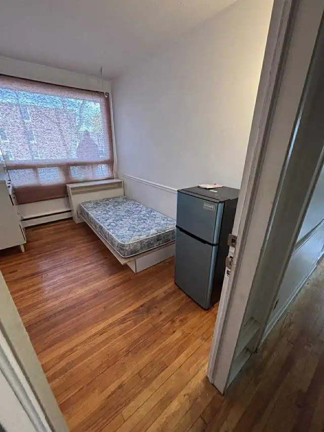 Chambre à louer in Room Rentals & Roommates in Québec City - Image 8