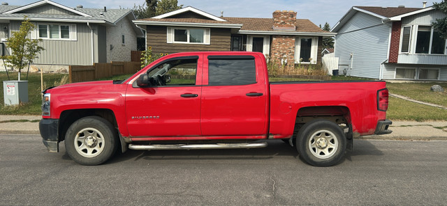 2017 Chevrolet Silverado 1500 WT – 5.3L V8 - 19750 obo - 208k km in Cars & Trucks in Edmonton - Image 3