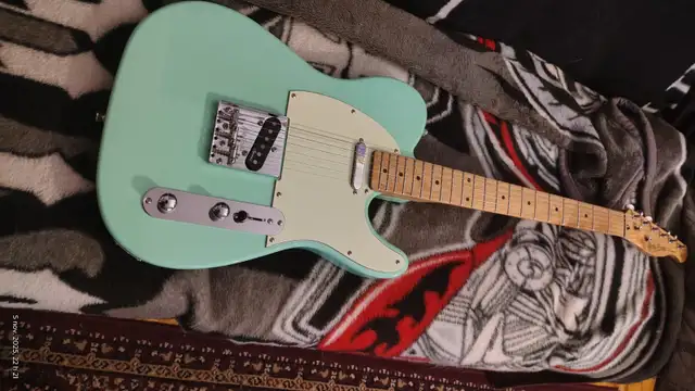 telecaster harley benton te62 cc de luxe in Guitars in Sherbrooke - Image 2