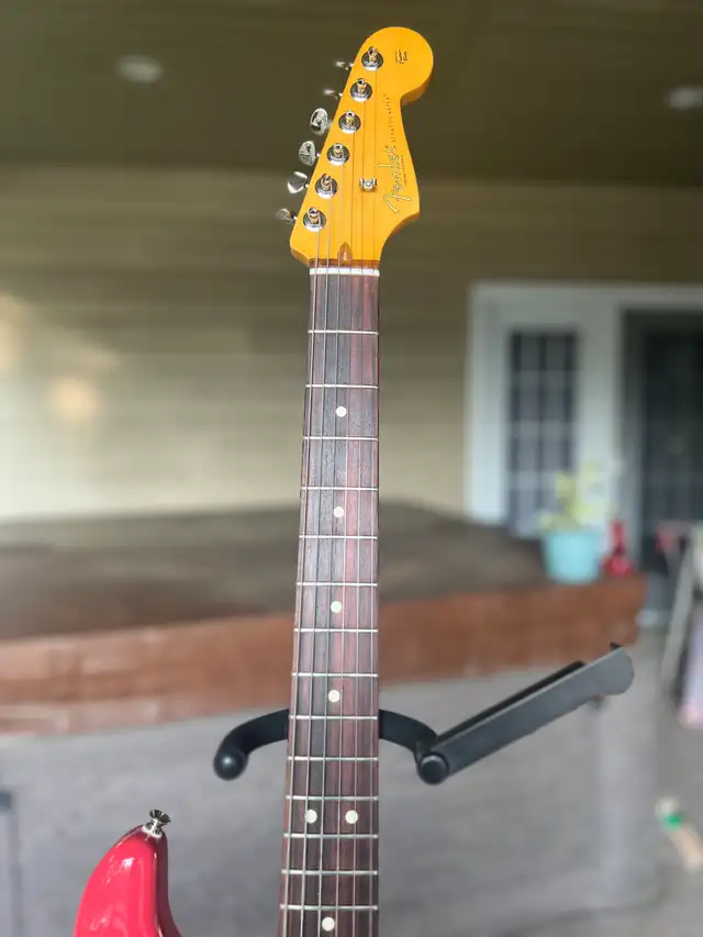 LAST PRICE DROP 2025 American Professional Classic Stratocaster in Guitars in Ottawa - Image 5