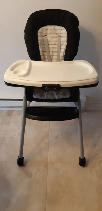 CHAISE HAUTE POUR ENFANT À VENDRE, View more