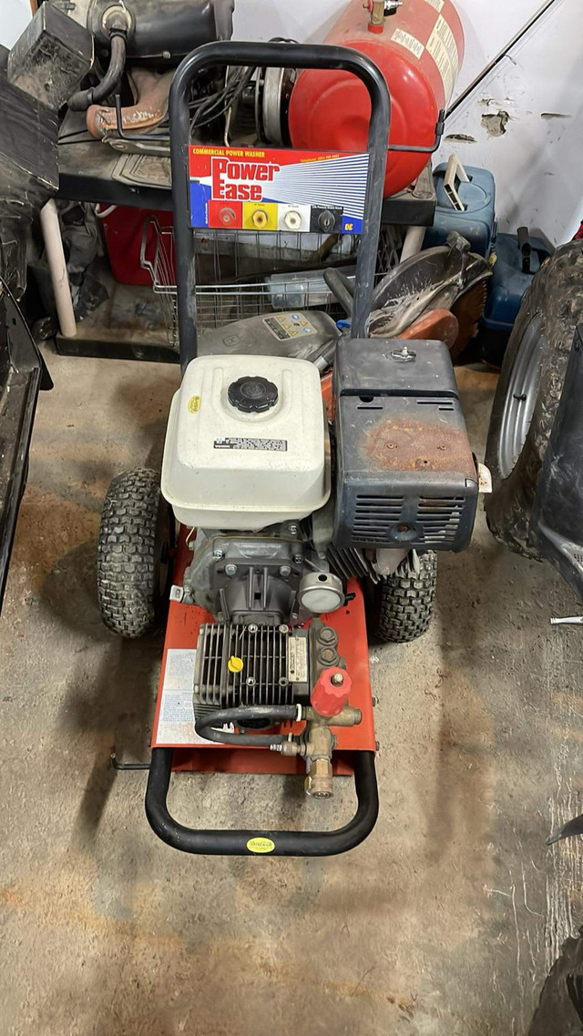 2000 Honda gx340 power washer in Other in Leamington - Image 3