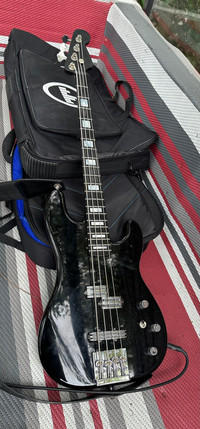 Fender bass 