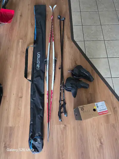 Cross-country Skis, View more