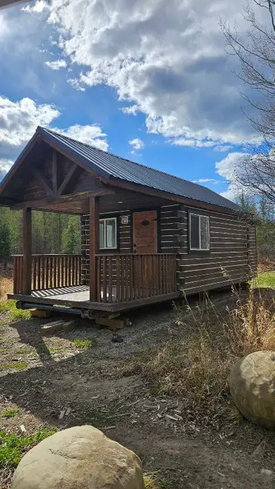 Alberta made cabin for sale! Located just 5 minutes outside of Rocky Mountain House. This cozy cabin...