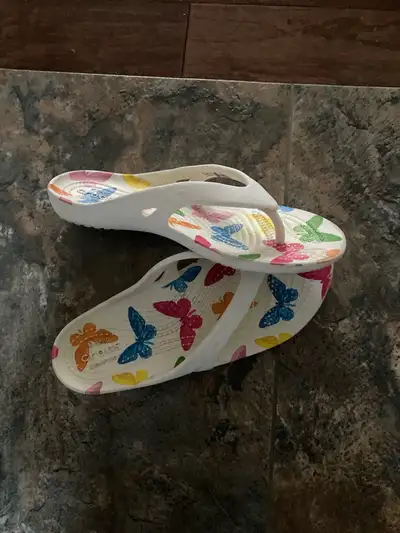 Comfortable flip flops- my daughter said it didn’t hurt inbetween her toes and she’s usually pretty...