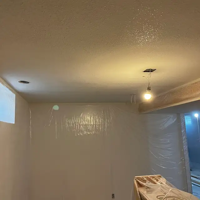 Drywall , Taping , Painting in Renovations, General Contracting & Handyman in Saskatoon - Image 4