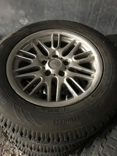 Like new MDX winter wheels off a 2008 Acura MDX TOYO brand rubber size is 235/65R17 Must sell make a...