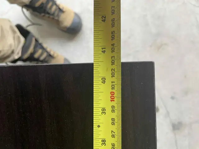 bureau d'ordinateur in Other in West Island - Image 4