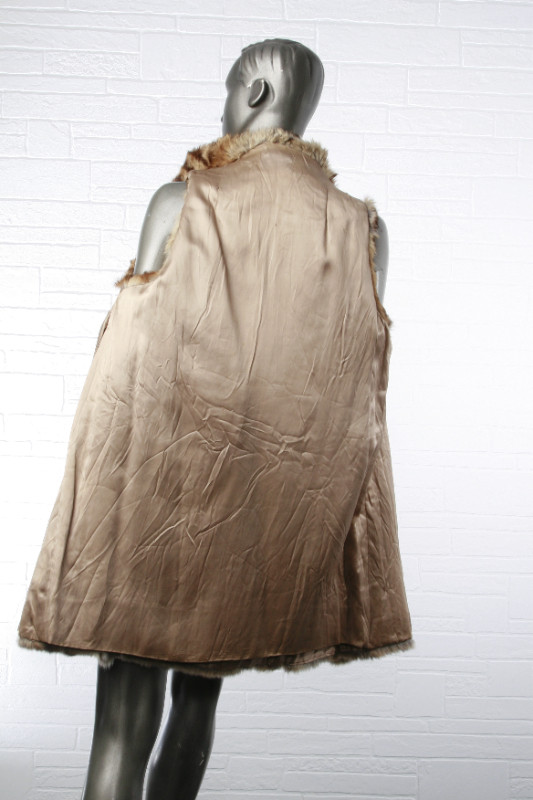 Rare-veste de lapin teint tigre grandeur medium et large in Women's - Tops & Outerwear in Lévis - Image 4