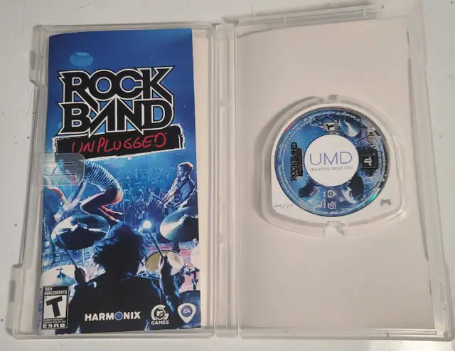 Rock Band Unplugged PSP in Sony PSP & Vita in Barrie - Image 4