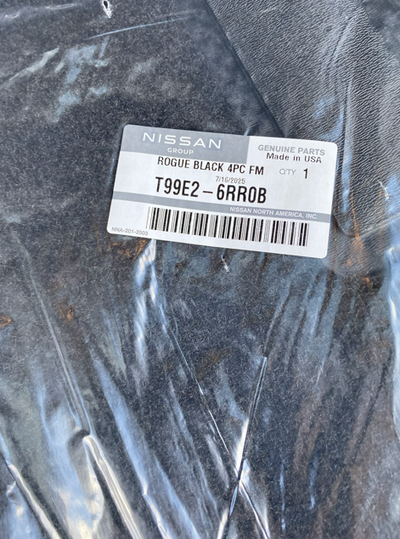 Nissan Rogue Floor Mats - set of 4 4 mats included: Driver, passenger and two rear seat mats Unopene...