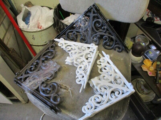 DECORATIVE CAST IRON WALLMOUNT SHELF BRACKETS $30 to $40 EACH in Arts & Collectibles in Winnipeg - Image 2