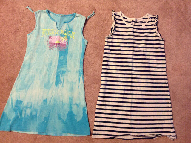 SET OF 2 GIRL'S SZ 6/8 SUMMER DRESSES in Kids & Youth in Calgary