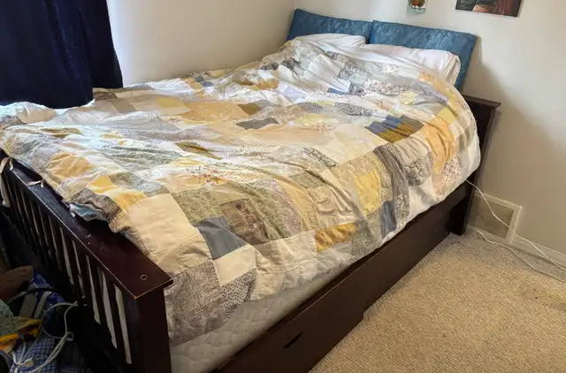 Solid Wood Full Bed Frame with Drawers and Boxspring558379202889000962
