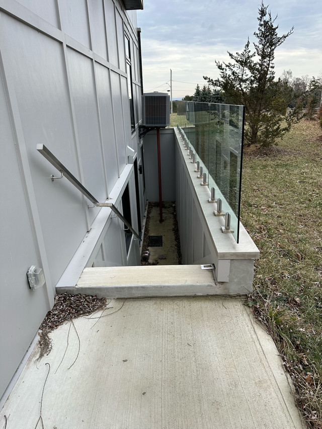 Concrete slabs, driveways, walkways, walkouts  - Oakville / Halton Region in Brick, Masonry & Concrete in Oakville / Halton Region - Image 3
